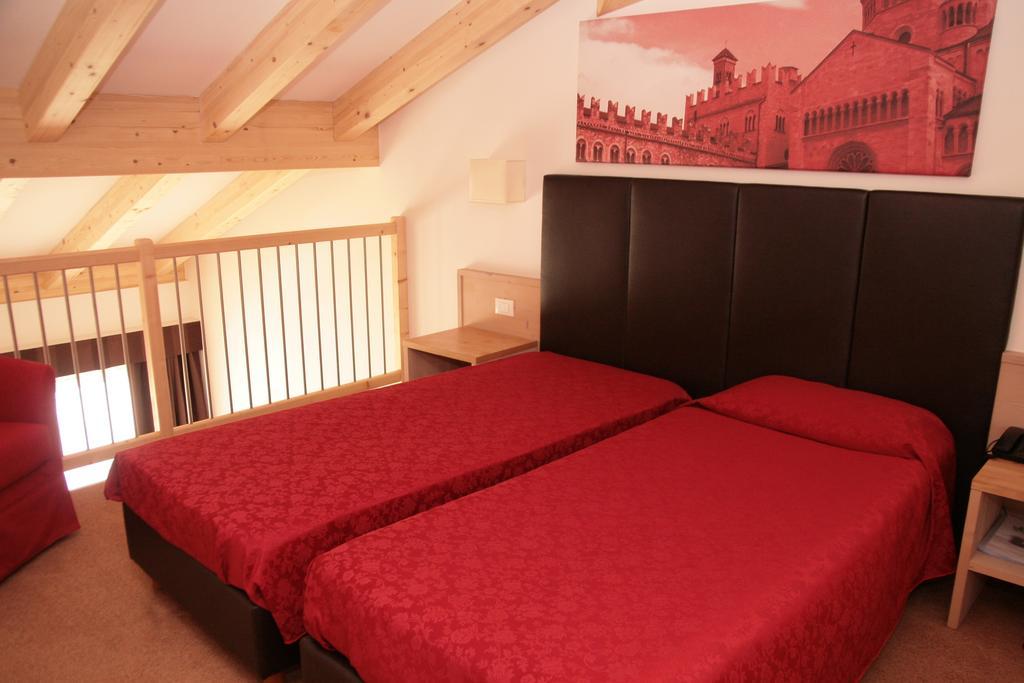 Casa Vigolana Natural Garni Ξενοδοχείο Vigolo Vattaro Δωμάτιο φωτογραφία